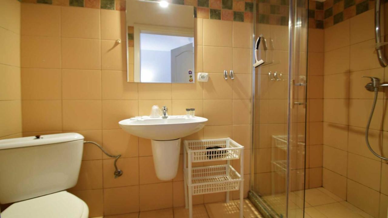 Ow Alfa Hotel Rewal Ngoại thất bức ảnh